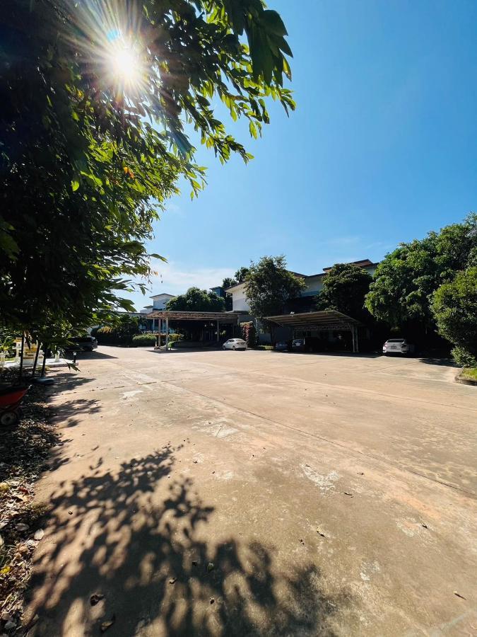Bualinn Resort Nongkhaj Kültér fotó