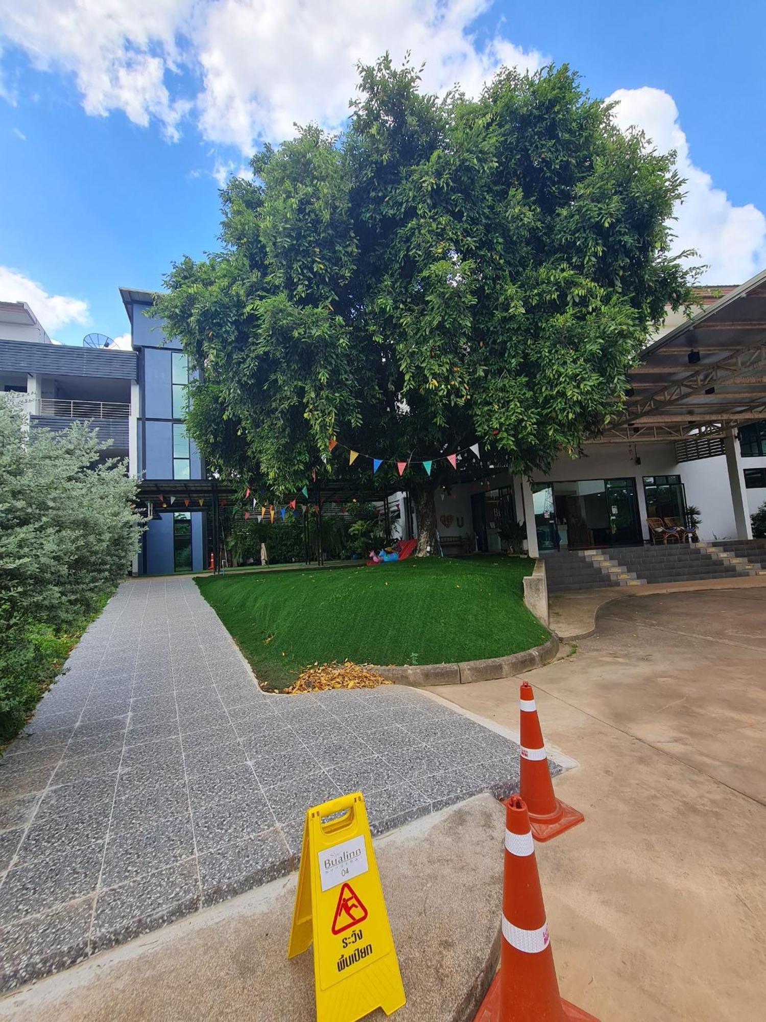 Bualinn Resort Nongkhaj Kültér fotó